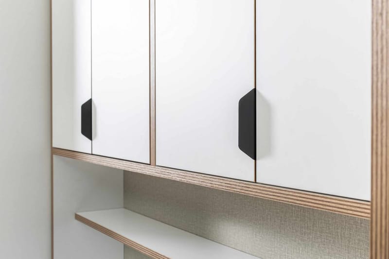 Olyros oppbevaringsmøbel 127x190 cm - Hvit - Oppbevaring - Skap - Oppbevaringsskap