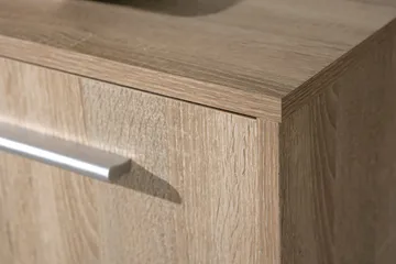 Aragon Skap 77 cm Høy - Hvit/Lys Eik - Oppbevaring - Skap - Oppbevaringsskap