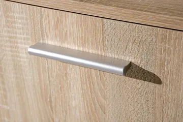 Aragon Skap 77 cm Høy - Hvit/Lys Eik - Oppbevaring - Skap - Oppbevaringsskap