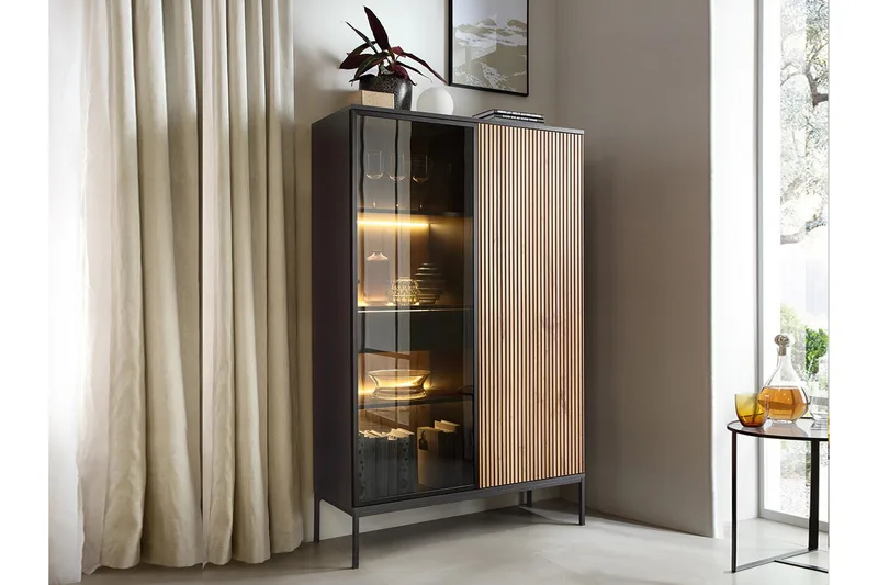 Klinkerville Vitrineskap med Glassdør og Belysning 39 cm dybde 10 cm - Svart Tre / Brun / Ribbet - Oppbevaring - Skap - Vitrineskap