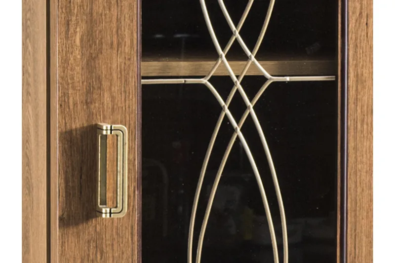 Tadeusz Vitrineskap 140x44x110 cm - Oppbevaring - Skap - Vitrineskap