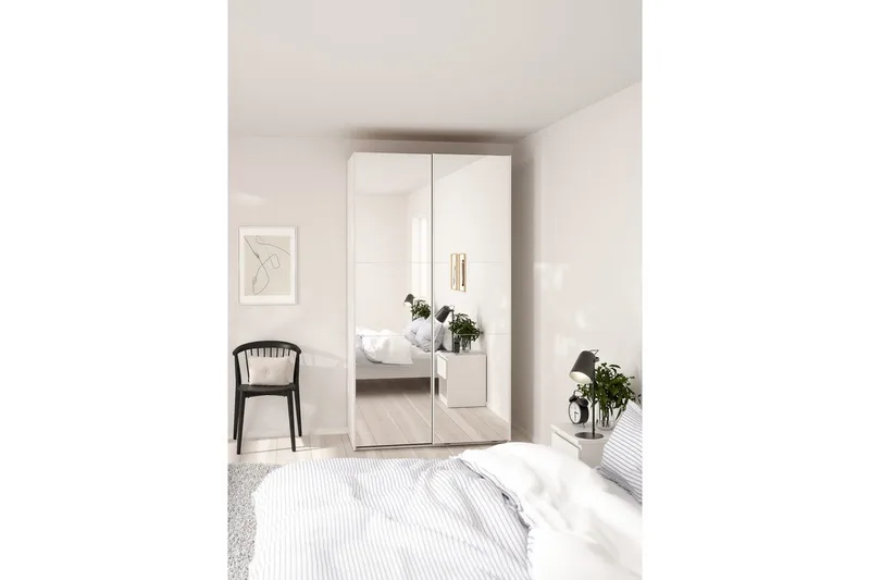 Takeru Garderobe med Speil 119x220 cm - Hvit - Oppbevaring - Garderober & garderobesystem