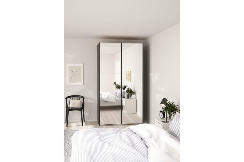 Takeru Garderobe med Speil 119x220 cm - Svart - Oppbevaring - Garderober & garderobesystem