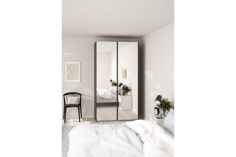 Takeru Garderobe med Speil 119x220 cm - Svart - Oppbevaring - Garderober & garderobesystem