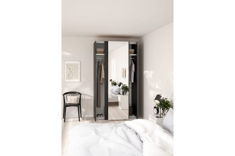 Takeru Garderobe med Speil 119x221 cm - Svart - Oppbevaring - Garderober & garderobesystem
