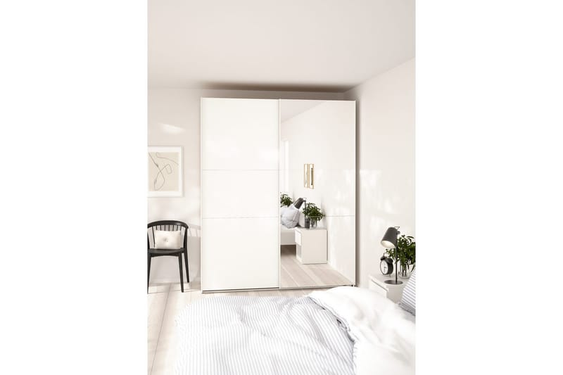 Takeru Garderobe med Speil 179x221 cm - Hvit - Oppbevaring - Garderober & garderobesystem