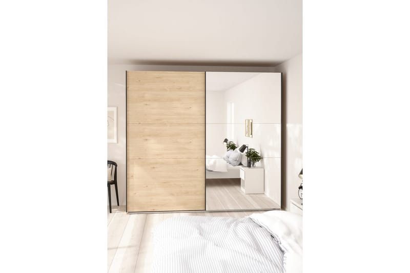 Takeru Garderobe med Speil 244x221 cm - Natur - Oppbevaring - Garderober & garderobesystem