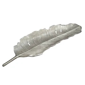 Kelvik dekorasjonsskål blad i aluminium - sølv - Servering & borddekking - Brikker & tallerkener - Serveringsfat