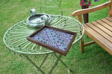 Traxory Brett 30 cm - Flerfarget - Servering & borddekking - Brikker & tallerkener - Serveringsbrett & serveringsfat