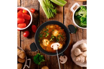 Fonduegryte Black+Decker 2L - Sølv - Servering & borddekking - Gryter & kasseroller - Fonduegryte