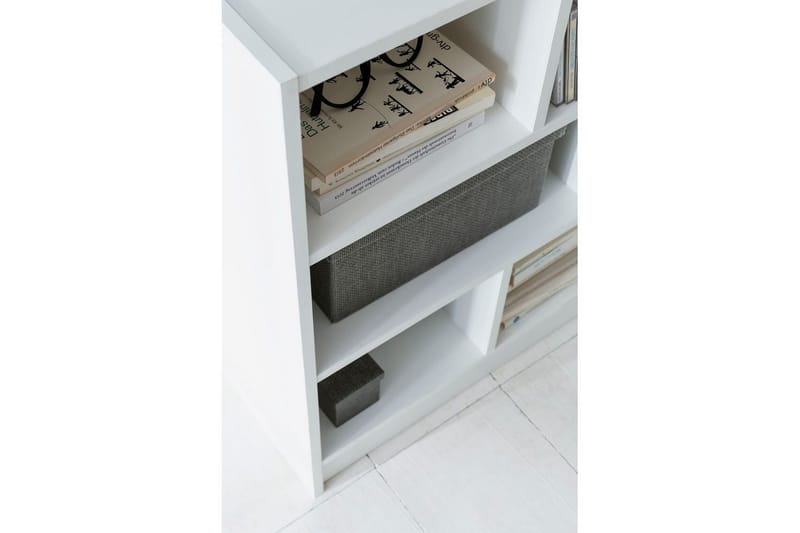 Bokhylle Wohnling Sponplate med 8 Oppbevaringshyller - Servering & borddekking - Karaffler og mugger - Glassflaske