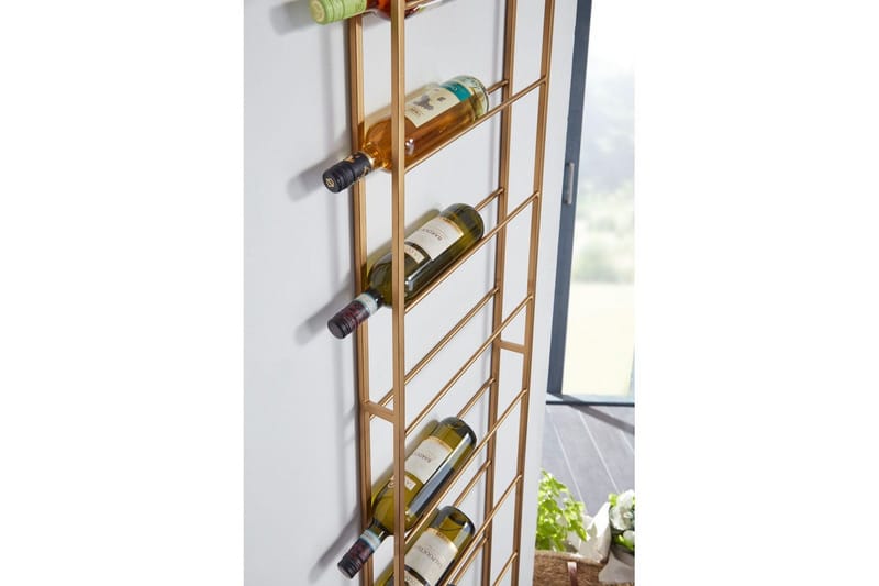 Vinstativ Wohnling veggmontert, plass til 8 flasker, pulverlakkert metall, industriell loftstil Gull - Gull - Oppbevaring - Hylle - Oppbevaringshylle - Vinstativ & vinhylle