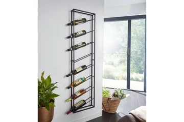 Vinstativ Wohnling veggmontert, plass til 8 flasker, pulverlakkert metall, industriell loftstil Svart - Svart - Servering & borddekking - Karaffler og mugger - Glassflaske