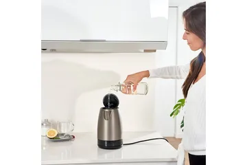Vannkoker Black+Decker 2200W 1,7L Børstet Rustfritt Stål - Sølv - Servering & borddekking - Kjøkkenmaskin - Varme & koke - Vannkoker