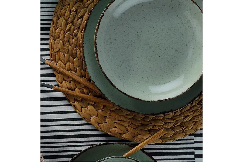 Adine Tallerkensett 24 Deler - Porselen/Grønn - Servering & borddekking - Porselen