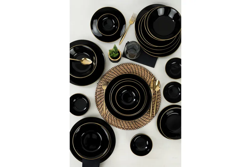 Maman Servise 26 cm - Svart/Gull - Servering & borddekking - Tallerkener