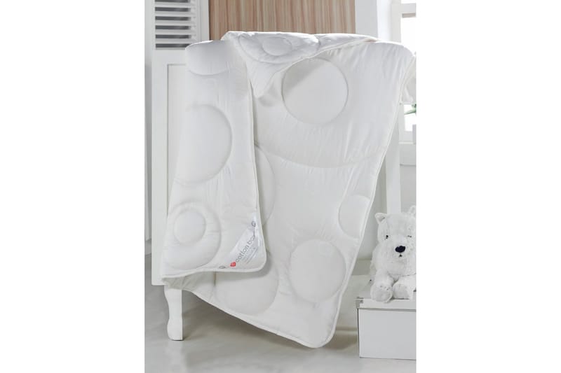 Dyne Cotton Box Baby 95x145 cm Satin - Hvit - Sengeteppe - Sengeteppe barn - Sengetøy barn - Sengetøy