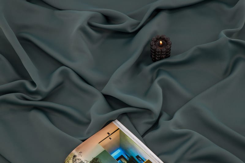 Evelyn Gardin 135x240 cm - Blå - Tekstiler & tepper - Gardiner - Gardinlengder - Kanallengde