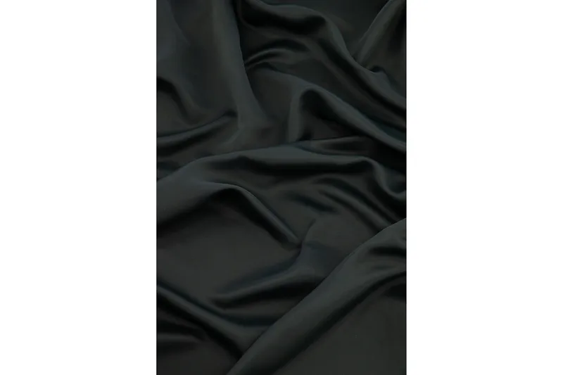 Evelyn Gardin 90x135 cm - Sort - Tekstiler & tepper - Gardiner - Gardinlengder - Kanallengde