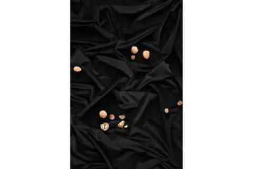 Mary Gardin 135x250 cm - Sort - Tekstiler & tepper - Gardiner - Gardinlengder - Kanallengde