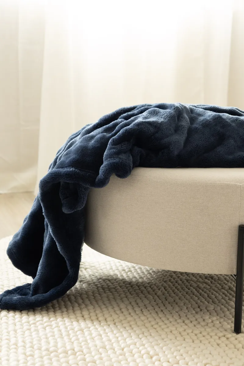 Pledd Pom Pom 130x170 cm - Marineblå - Tekstiler & tepper - Tepper & pledd