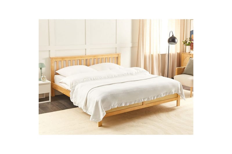 Sengeteppe Hatton Hvit, 240x220 cm - Hvit, 240x220 cm - Tekstiler & tepper - Sengetøy - Sengeteppe