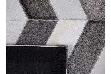 Aksaz Matte 140 | 200 cm - Grå - Tekstiler & tepper - Teppe & matte - Skinn & pelstepper - Kuskinn