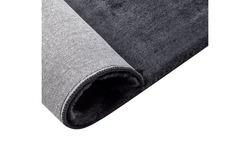 Mirpur Skinnteppe 80x150 cm - Svart - Tekstiler & tepper - Teppe & matte - Små tepper