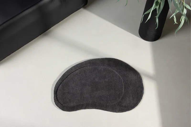 Sten Ullteppe 50x75 - Mørk grå - Tekstiler & tepper - Teppe & matte - Moderne matte - Ullteppe