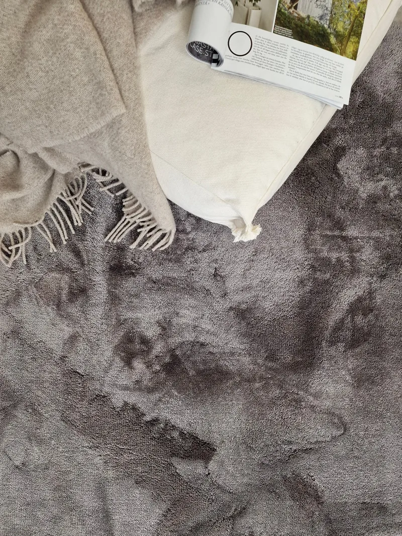 Cozy Ryeteppe 133x190 cm Rektangulært - Grå - Tekstiler & tepper - Teppe & matte - Moderne matte - Ryetepper