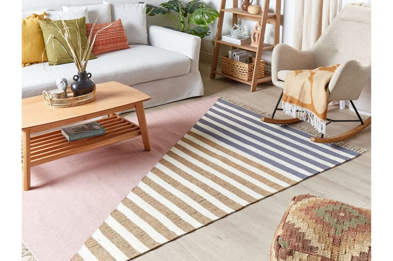 Engiz Ullteppe 140x200 cm - Rosa - Tekstiler & tepper - Teppe & matte - Moderne matte - Ullteppe