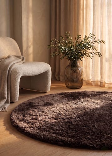 Maskinvevd teppe KM Home Novelle RUNDT 160x160 Sjokolade - Sjokolade - Tekstiler & tepper - Teppe & matte - Moderne matte - Ryetepper
