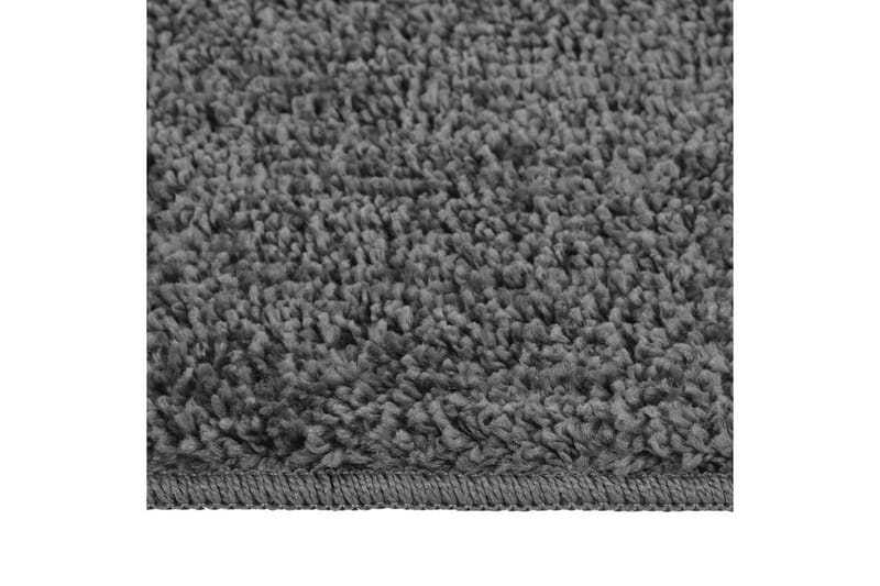 Flossteppe mørkegrå 80x150 cm sklisikkert - Grå - Ryetepper
