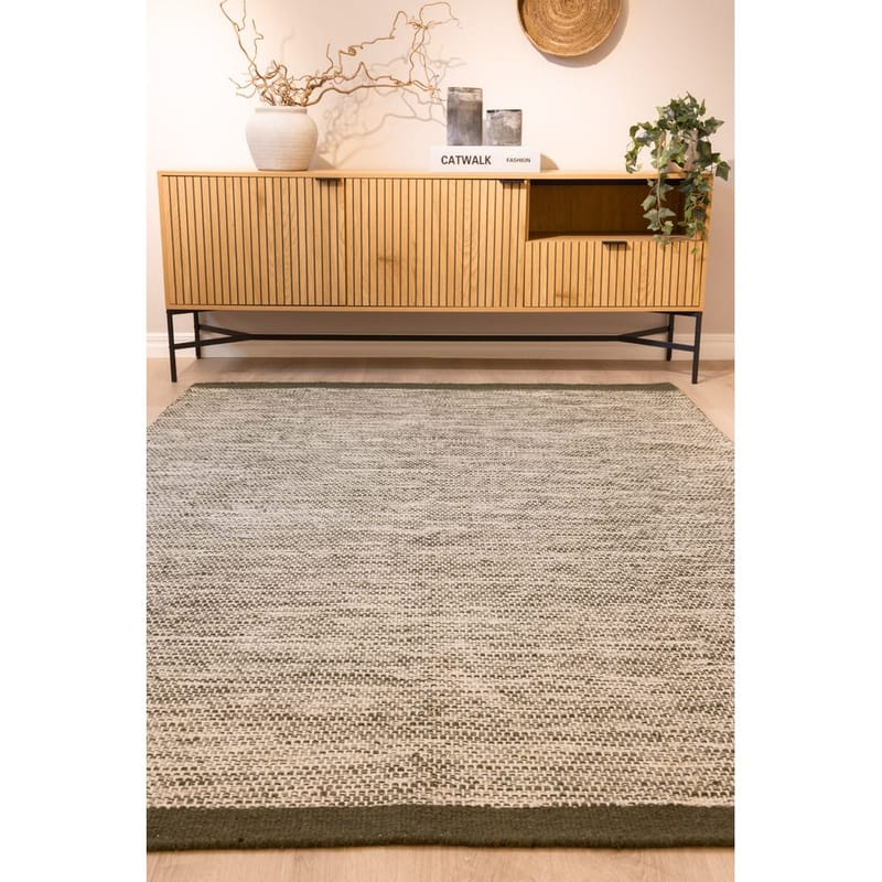 Ullteppe Torsby - 240x340 cm, Oliven grønn - Tekstiler & tepper - Teppe & matte - Moderne matte - Ullteppe