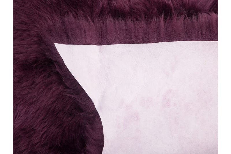 Uluru Saueskinn 65x110 cm - Lilla - Tekstiler & tepper - Teppe & matte - Skinn & pelstepper - Saueskinn