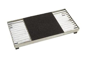 PLUS Cubic Plate 40x80 cm Høyde 9,3 cm Inkl. Plastmatte - Tekstiler & tepper - Teppe & matte - Utendørs tepper - Dørmatte og entrématte