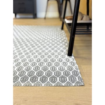 Plastteppe Hilma Link - 70x250 cm, Grå - Tekstiler & tepper - Teppe & matte - Utendørs tepper - Plasttepper