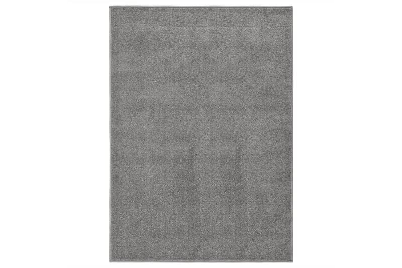 Teppe med kort luv 140x200 cm grå - Grå - Plastmatte balkong - Plasttepper
