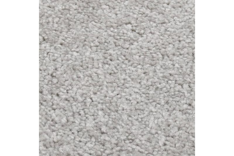 Teppe med kort luv 140x200 cm lysegrå - Grå - Plastmatte balkong - Plasttepper