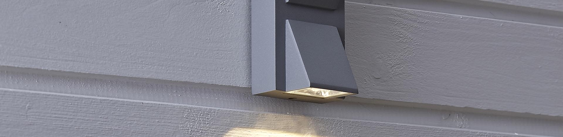 Fasadebelysning & vegglykter